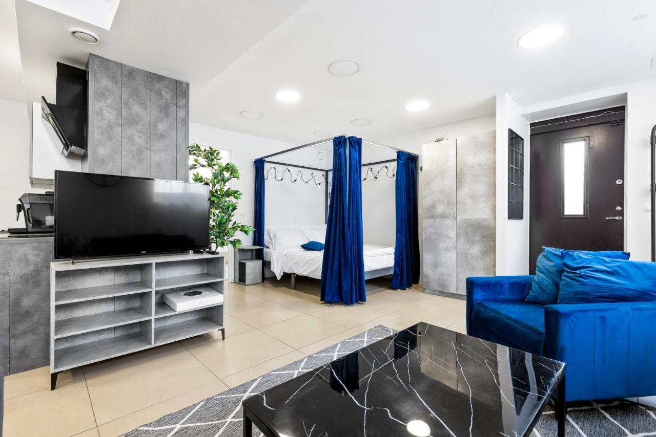 Sirena Apartment - Self Check-In And Free Parking Tallinn Exterior photo